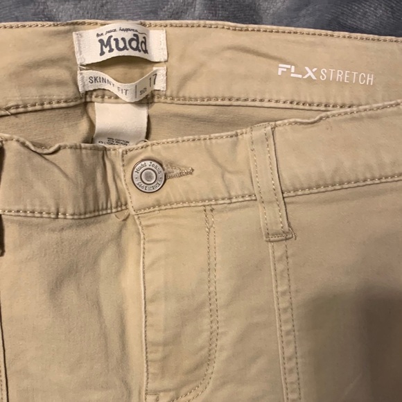 Mudd skinny fit khakis - Picture 2 of 3